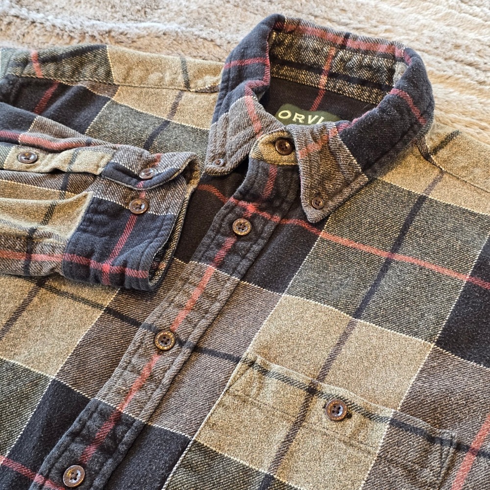 Orvis Mens Flannel Shirt Medium Olive Green Black Plaid Button Down Cotton 70534